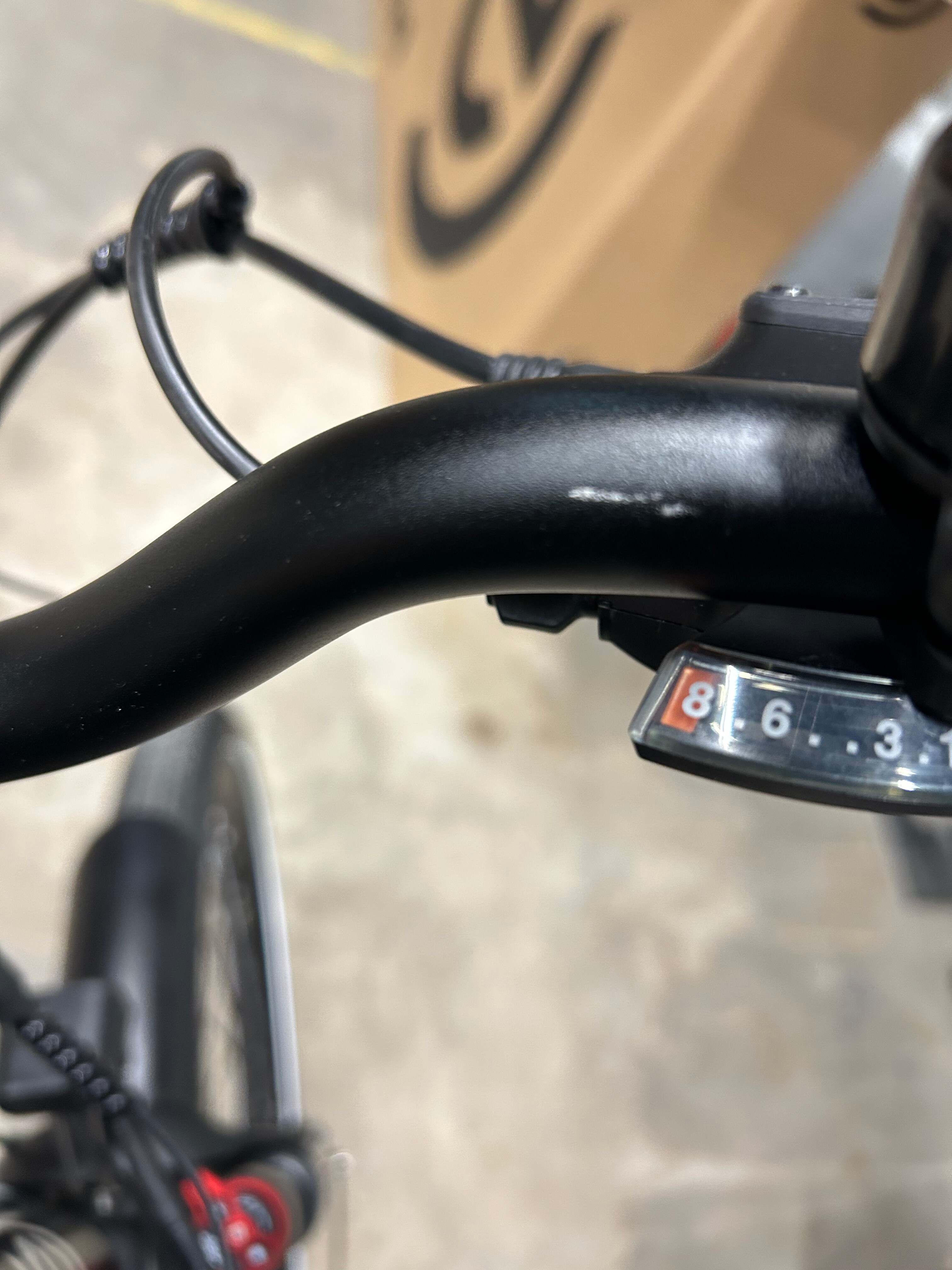 Fyndex - EvoBike Commute 250W 2025, 480 Wh - Svart